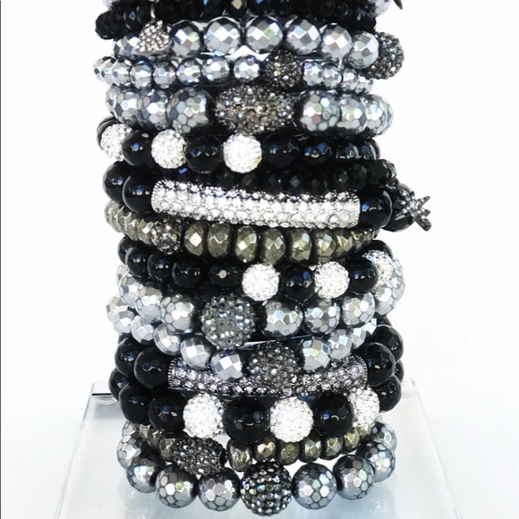 MEET THE POSHER💗🏙❤️🙋🏻‍♀️ - Picture 5 of 7